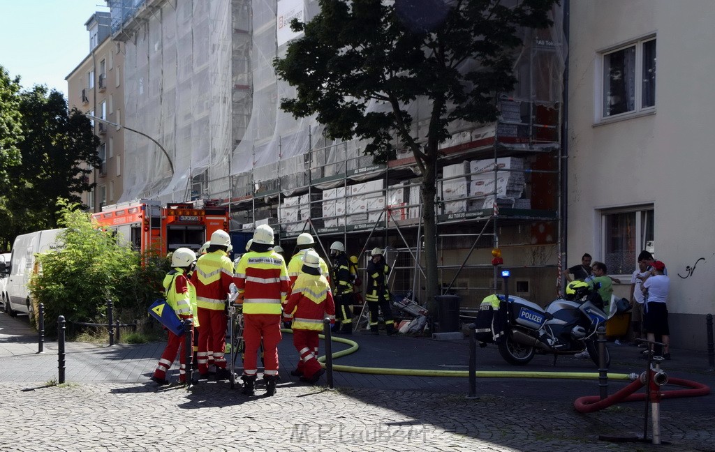 Explo Feuer 2 Koeln Kalk Hoefestr P029.JPG - Miklos Laubert